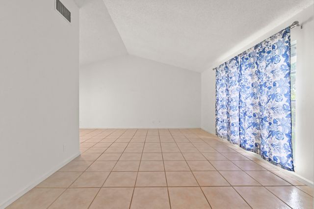 1019 Hickory Trail, Wellington, FL 33414
