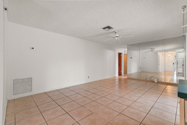 1019 Hickory Trail, Wellington, FL 33414