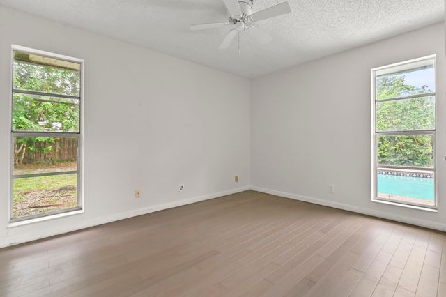 1019 Hickory Trail, Wellington, FL 33414
