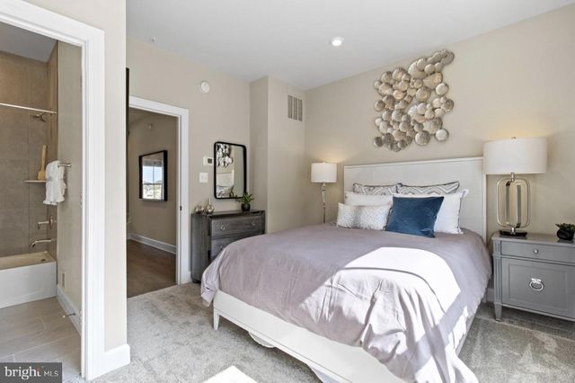 3427 WHIPPETT WAY WAY, Hyattsville, MD 20782