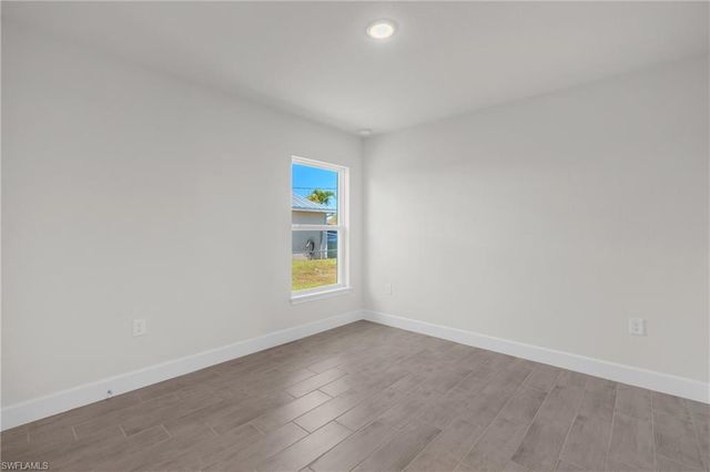 3922 NW 40th TER, Cape Coral, FL 33993