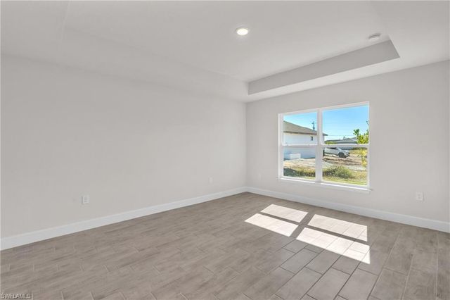 3922 NW 40th TER, Cape Coral, FL 33993