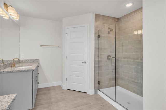 3922 NW 40th TER, Cape Coral, FL 33993