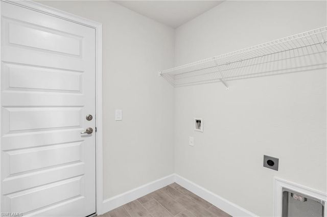 3922 NW 40th TER, Cape Coral, FL 33993