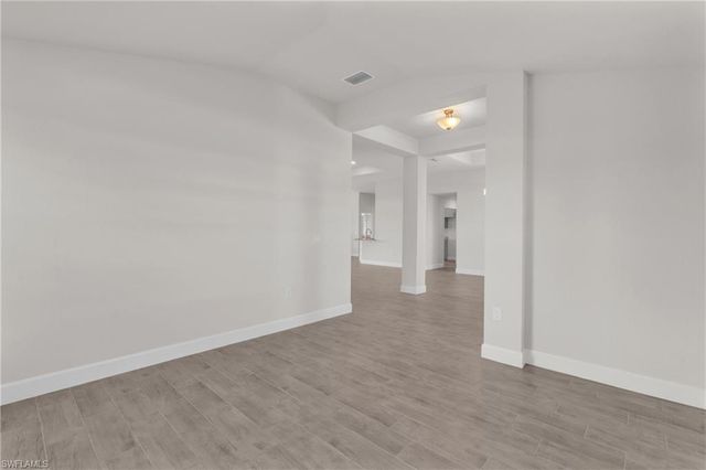 3922 NW 40th TER, Cape Coral, FL 33993