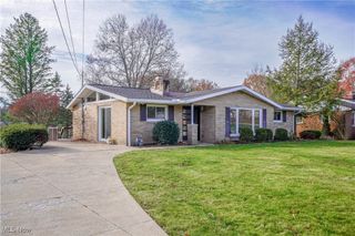 5650 Comanche Street NW, North Canton, OH 44720