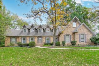651 Nor Oaks Court, West Chicago, IL 60185