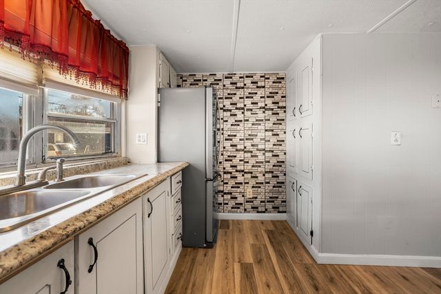 75 South Policy Street 48, Salem, NH 03079