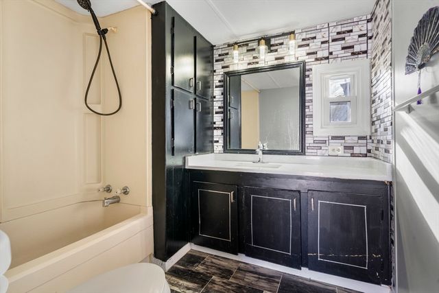 75 South Policy Street 48, Salem, NH 03079