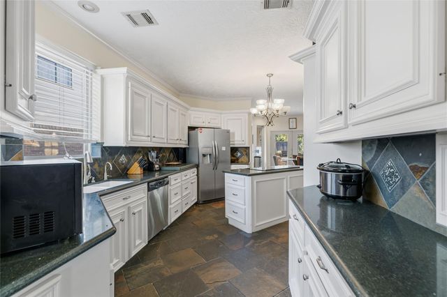 6726 Seinfeld Court, Houston, TX 77069