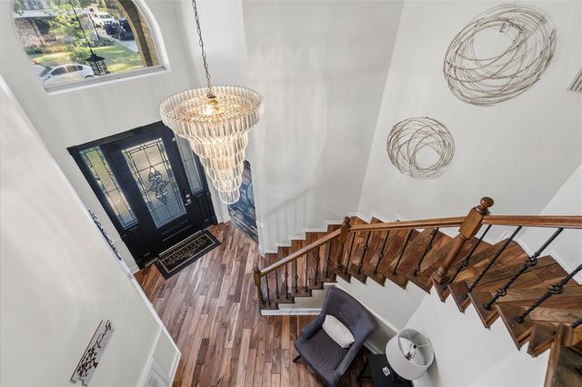 6726 Seinfeld Court, Houston, TX 77069