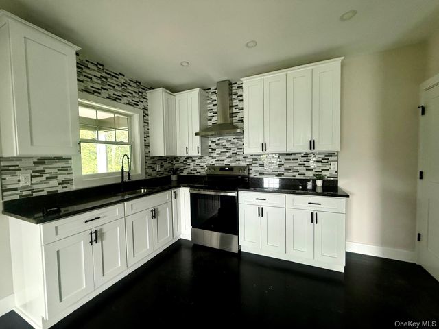 7 Frost Lane, Cornwall, NY 12518