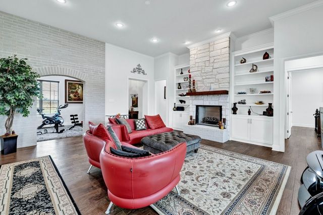 580 County Road 3422, Wills Point, TX 75169