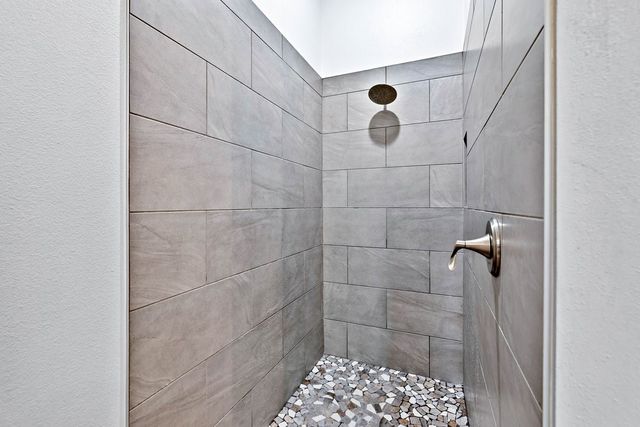 580 County Road 3422, Wills Point, TX 75169