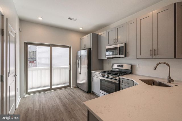 1107 S 27TH ST, Philadelphia, PA 19146