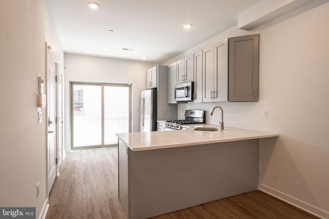 1107 S 27TH ST, Philadelphia, PA 19146