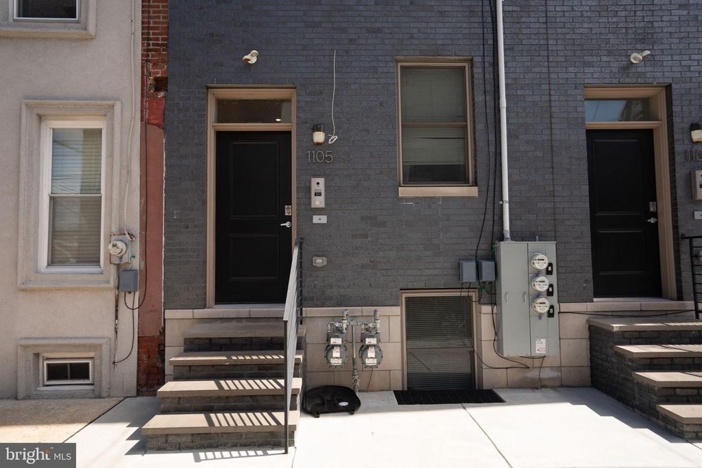 1107 S 27TH ST, Philadelphia, PA 19146
