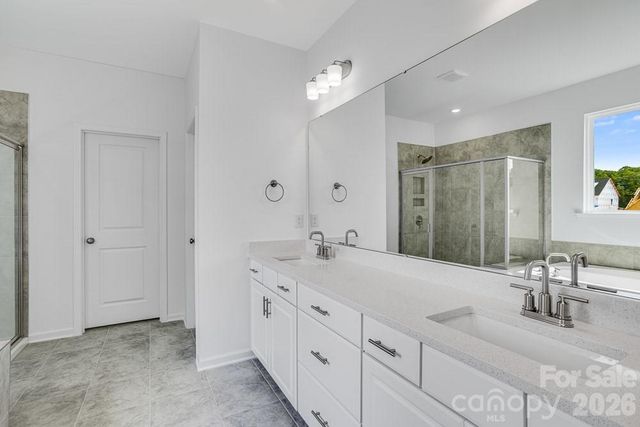 18230 Torchbearer Lane, Charlotte, NC 28278