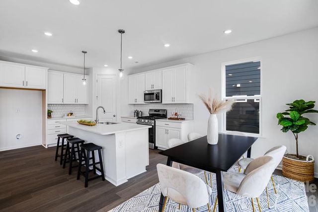 18230 Torchbearer Lane, Charlotte, NC 28278