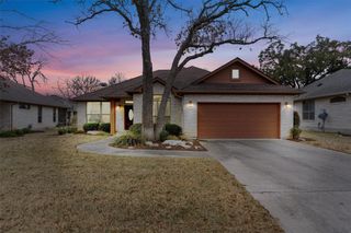 909 Big Thicket ST, Georgetown, TX 78633