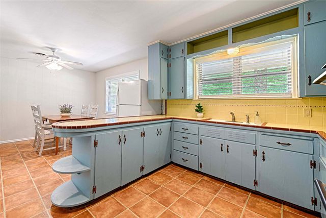 2303 Panhandle Street, Denton, TX 76201