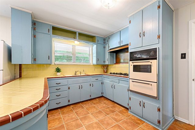 2303 Panhandle Street, Denton, TX 76201