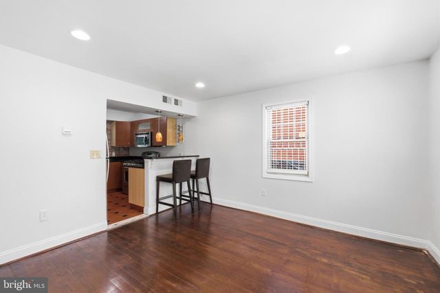 4802 B ST SE, Washington, DC 20019