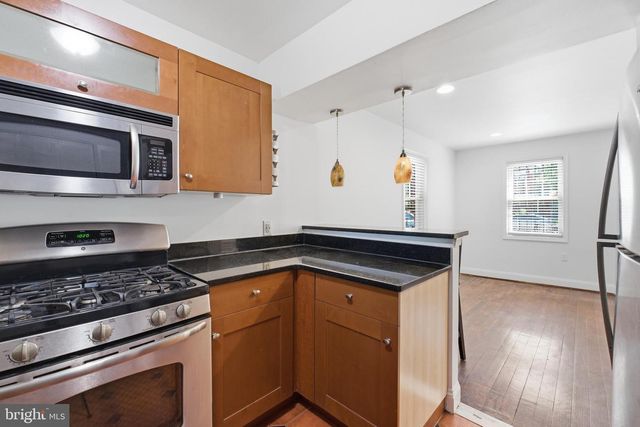 4802 B ST SE, Washington, DC 20019
