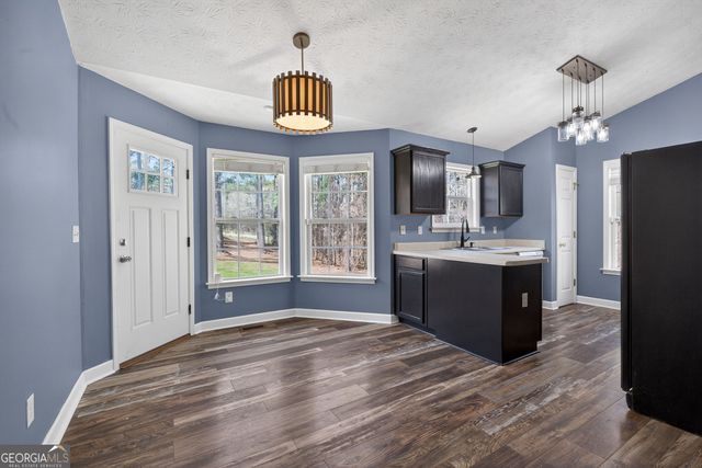 180 Anchor Point Drive, Eatonton, GA 31024