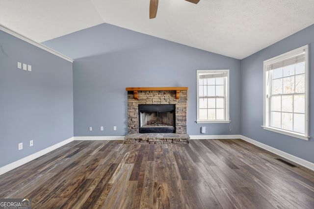 180 Anchor Point Drive, Eatonton, GA 31024