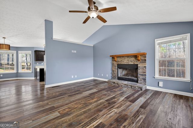 180 Anchor Point Drive, Eatonton, GA 31024