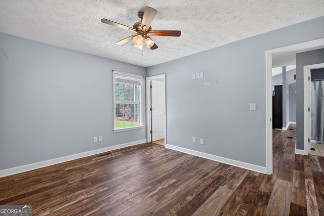 180 Anchor Point Drive, Eatonton, GA 31024