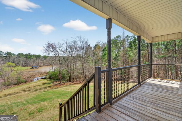 180 Anchor Point Drive, Eatonton, GA 31024