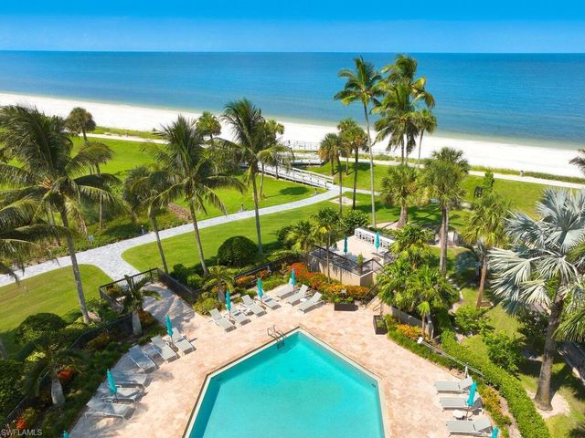 4551 Gulf Shore BLVD N 204, Naples, FL 34103