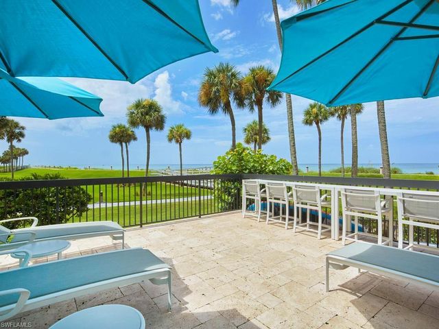 4551 Gulf Shore BLVD N 204, Naples, FL 34103