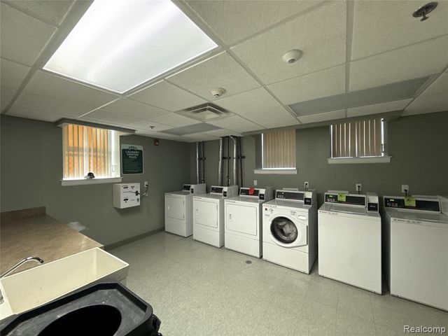 680 Delaware Street 206, Detroit, MI 48202