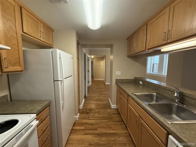 680 Delaware Street 206, Detroit, MI 48202