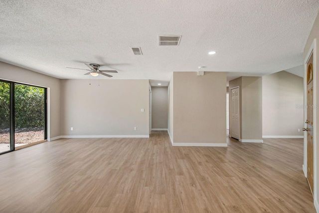8201 FRAIM COURT, Orlando, FL 32825
