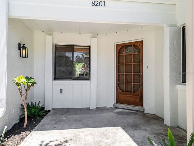 8201 FRAIM COURT, Orlando, FL 32825