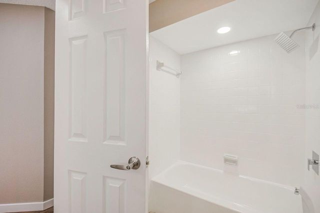 8201 FRAIM COURT, Orlando, FL 32825