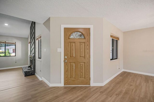 8201 FRAIM COURT, Orlando, FL 32825