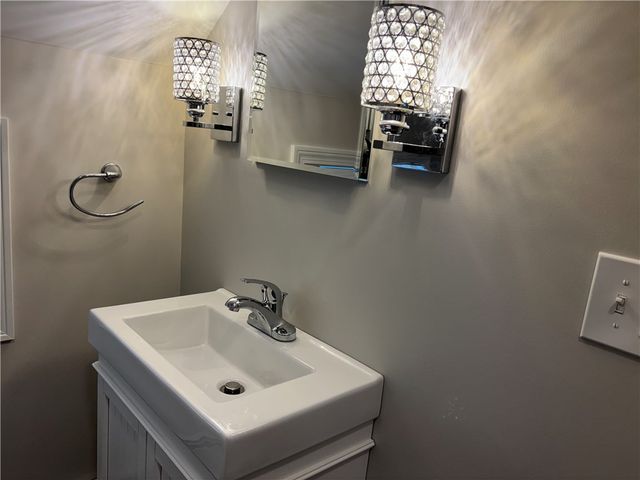 13 Ethel Street, Blackstone, MA 01504