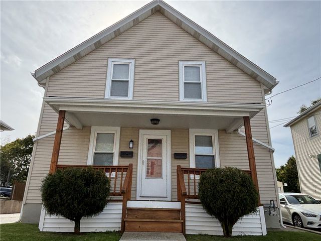 13 Ethel Street, Blackstone, MA 01504