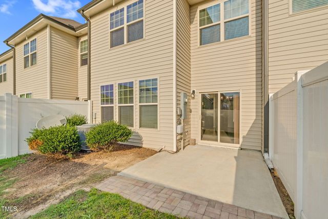 7817 Elmshire Way, Raleigh, NC 27616
