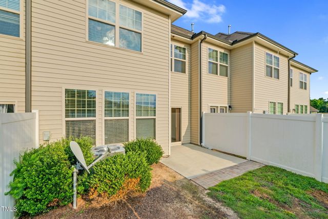 7817 Elmshire Way, Raleigh, NC 27616