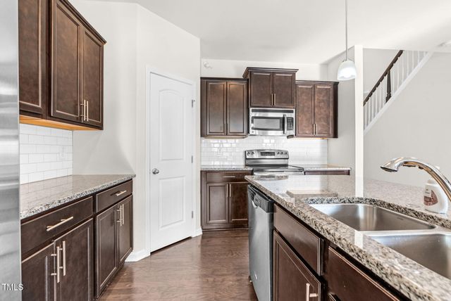 7817 Elmshire Way, Raleigh, NC 27616