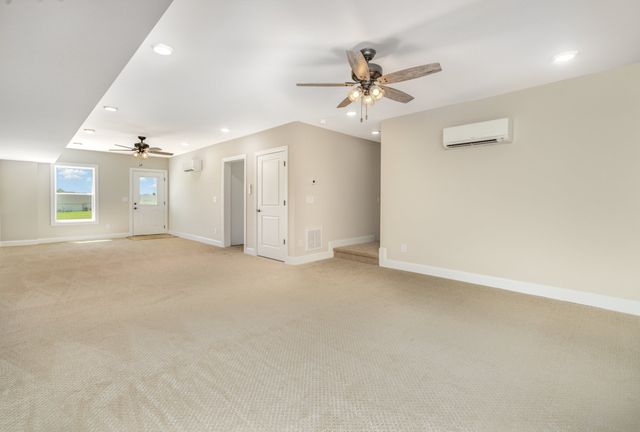 8012 Traditions Ln, Columbia, TN 38401