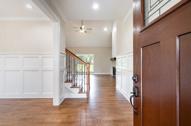 8012 Traditions Ln, Columbia, TN 38401