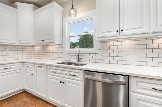 8012 Traditions Ln, Columbia, TN 38401