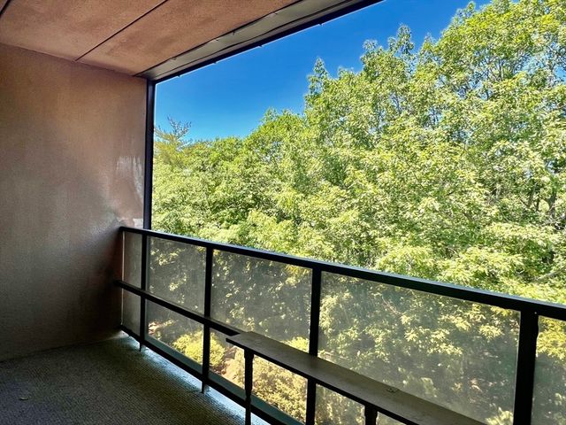 404 Paradise Road PhJ, Swampscott, MA 01907